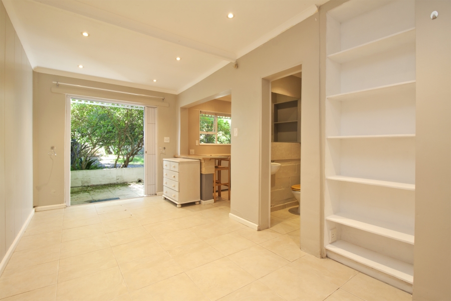 2 Bedroom Property for Sale in Kommetjie Western Cape